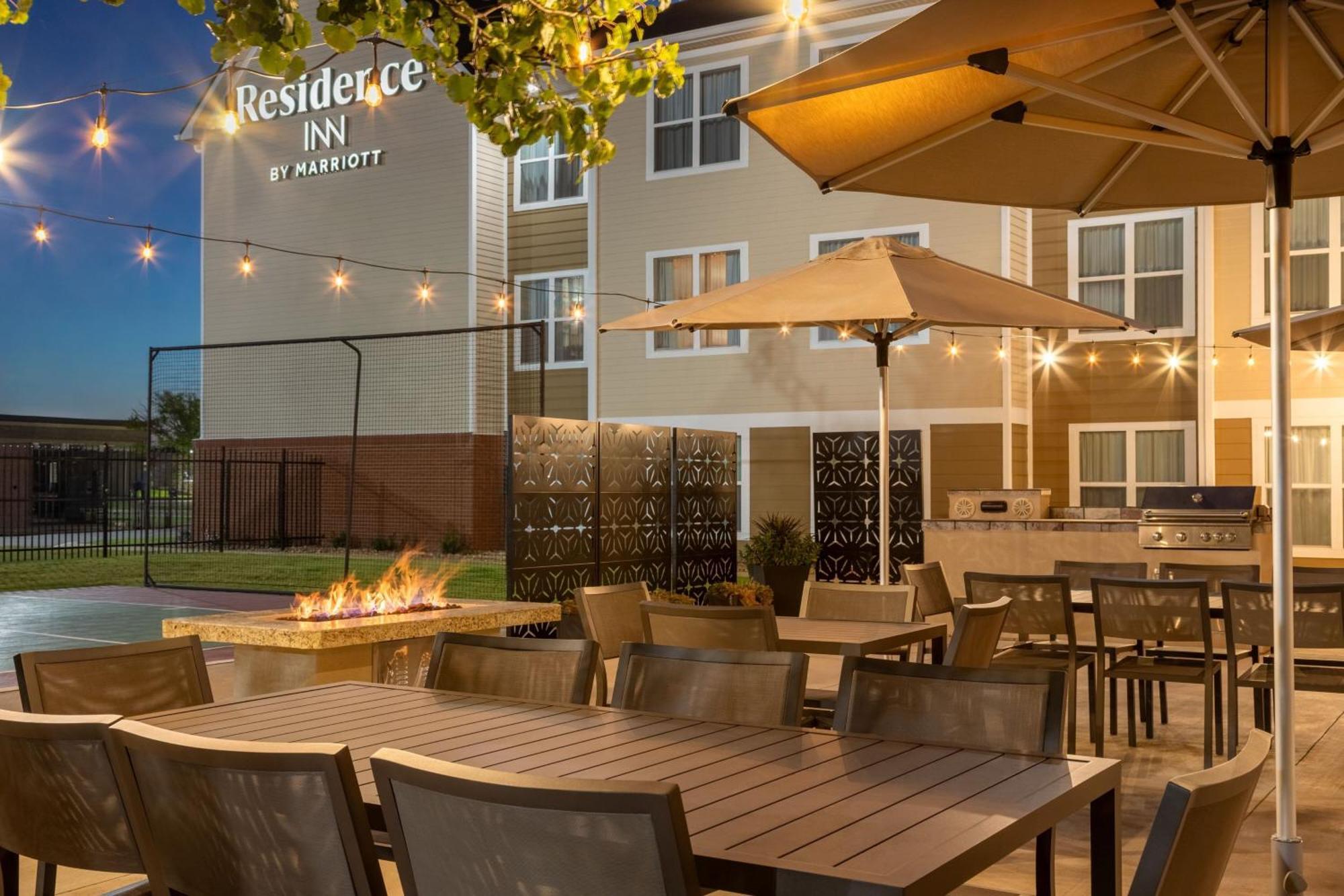 Residence Inn By Marriott Tulsa South Eksteriør billede