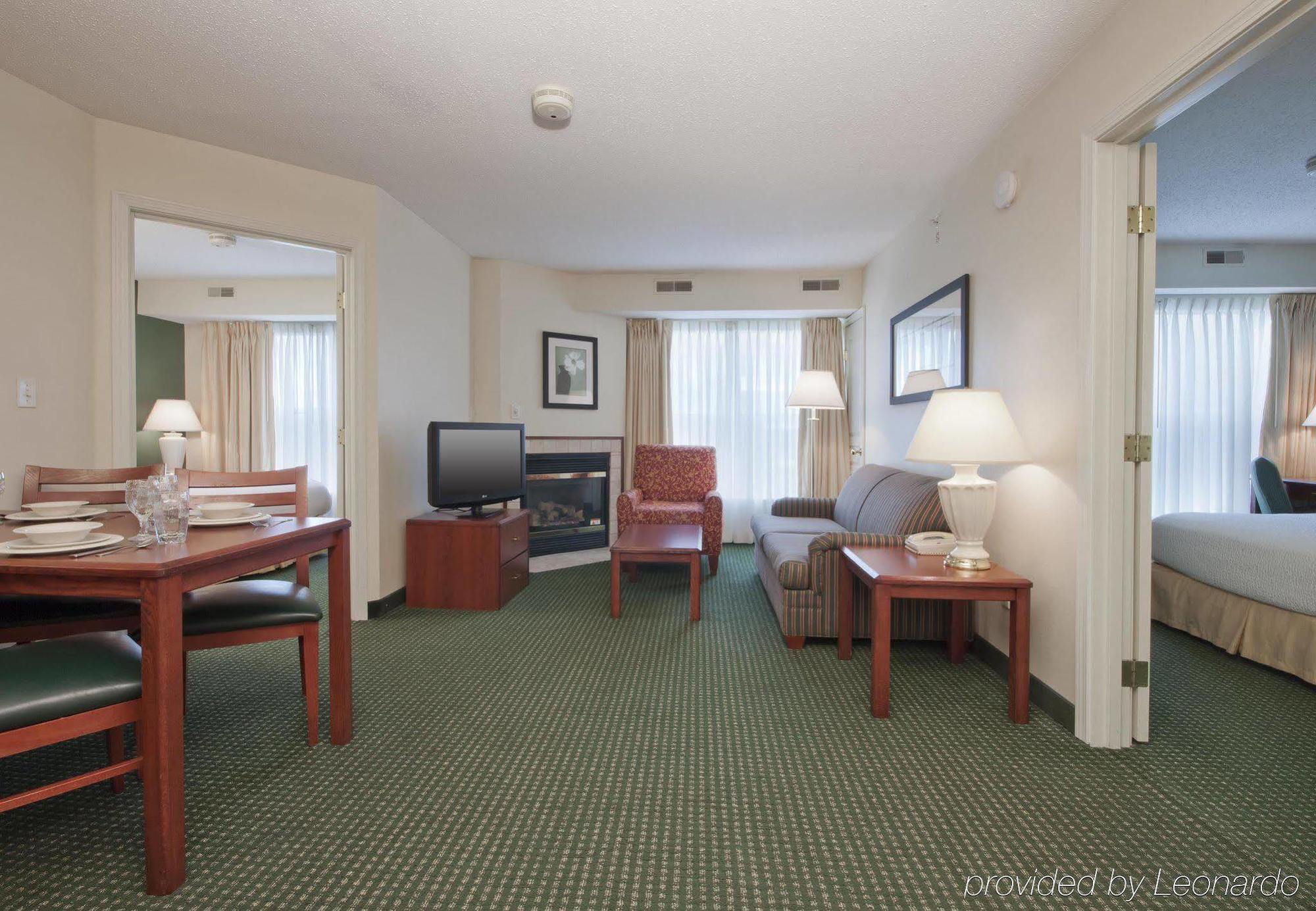 Residence Inn By Marriott Tulsa South Eksteriør billede